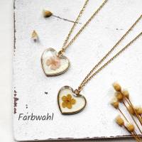 Blumenherz • Halskette gold | Blütenschmuck | Geschenk Frau | Freundin | Schwester | Mama Bild 1