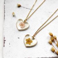 Blumenherz • Halskette gold | Blütenschmuck | Geschenk Frau | Freundin | Schwester | Mama Bild 2