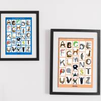 Buchstabenposter Tiere fürs Kinderzimmer | Format A2 blau | Alphabet Plakat zur Wandgestaltung | ABC Lernposter Bild 4