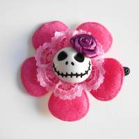 Skull  Blume Stoff pink/ rosa  mit  Rose bordeaux  Totenkopf ,Haarspange ,cosplay, Spitze, Bild 3