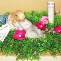 Ostern Geschenkdekoration - Osterhase im Gras - Geldgeschenk zu Ostern - Ostereier im Gras verstecken Bild 1
