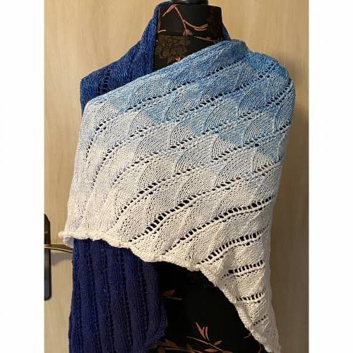 Schal handgestrickt 130x50cm