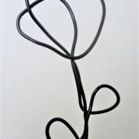 Handgemachte Skulptur Blume aus Draht und Holz | industrial Deko Wohnzimmer | Metallfigur Rose | modern & minimalistisch Bild 3