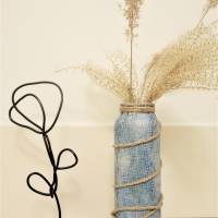 Handgemachte Skulptur Blume aus Draht und Holz | industrial Deko Wohnzimmer | Metallfigur Rose | modern & minimalistisch Bild 6