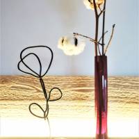 Handgemachte Skulptur Blume aus Draht und Holz | industrial Deko Wohnzimmer | Metallfigur Rose | modern & minimalistisch Bild 7