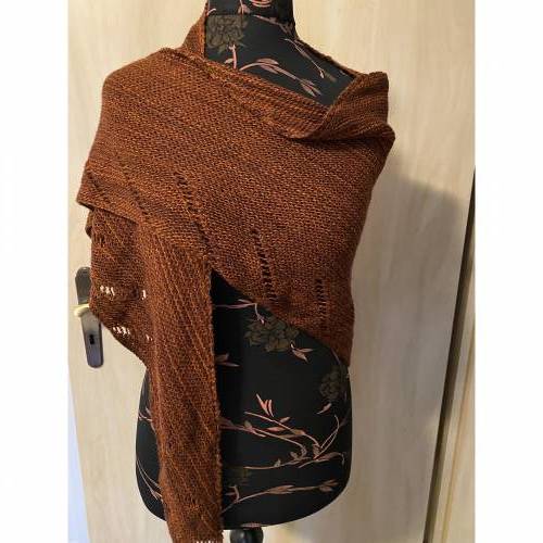 Schultertuch handgestrickt 180x65cm