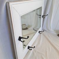Wunderschöner weißer Spiegel mit Charme Shabby Bild 8