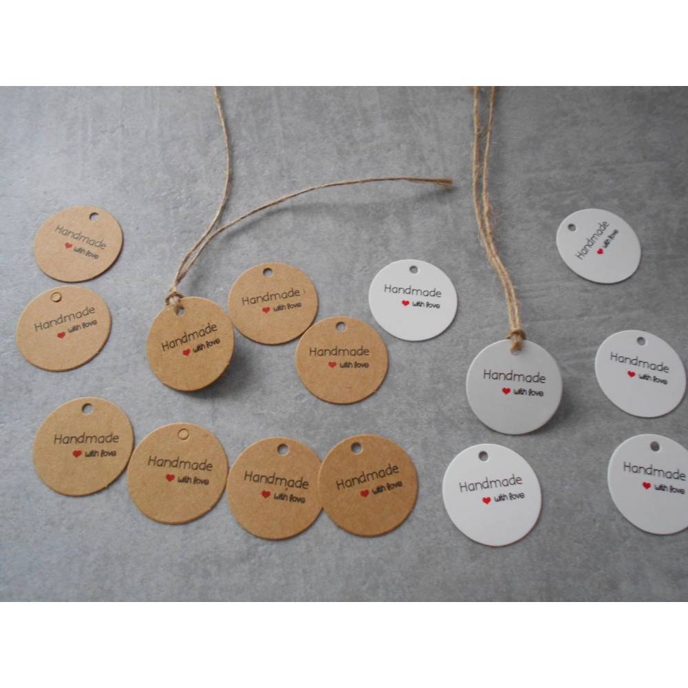Kraftpapier Anhänger Etiketten rund Papier Geschenkanhänger Preisschilder für DIY Handwerk Dekor 100pcs Handmade with Love 