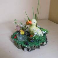 Ostern Geschenkdekoration - Küken und Hase im Garten - Geldgeschenk zu Ostern mit Teelicht - Ostereier Bild 2