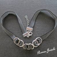 Choker Kette Kropfband Halsband schwarz weiß silberfarben mit Schmuckringe Bild 5