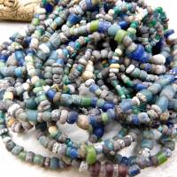 antike kleine Glasperlen aus der Sahara - Djenné Perlen - grau,blau,grün - 30 cm Strang - je ca. 3-6mm Bild 3