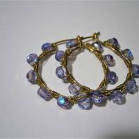 Creolen funkelnd in lila very peri violett 35 Millimeter Ohrringe handgemacht goldfarben Bild 5
