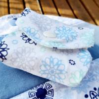 waschbare Stoffbinden Set aus Baumwolle nachhaltige Monatshygiene - Zero Waste - weiß blau orientalisch Bild 7