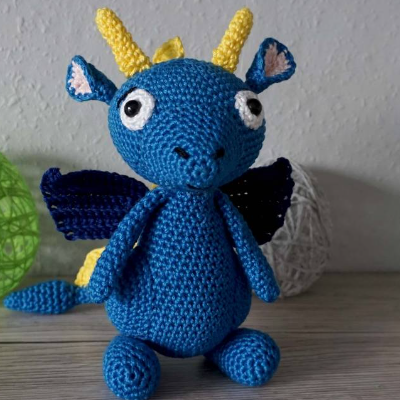 Häkelanleitung für den Amigurumi Drachen Tyson!