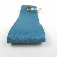 Schlüsselanhänger, Leder, hell-blau, Schlüsselring rund, 11 x 3,5 cm Bild 5