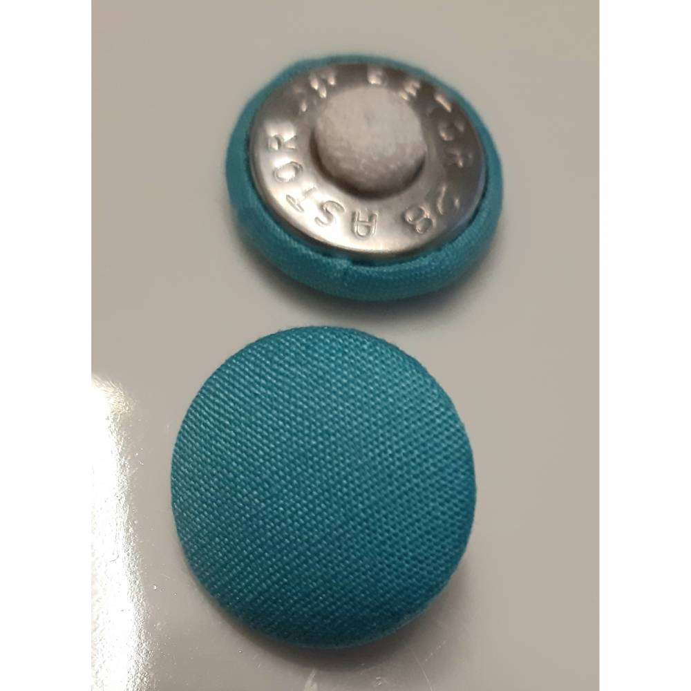 Knopf blau bzw. Türkus mit Stoff bezogen  18 mm Bild 1