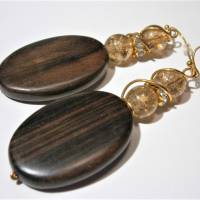 Lange große Ohrringe aus Holz in braun an Glas in beige handgemacht in wirework goldfarben Geschenk für sie Bild 3