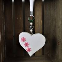 Frühlingsdeko, Fensterdeko Herz, weiß rosa aus Holz Bild 1
