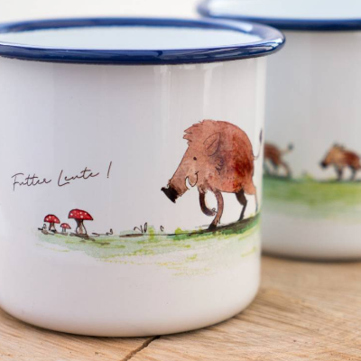 Emaille-Tasse mit Wildschweinen, Geschenk Tasse mit Wildschwein-Familie, Kindertasse zu Geburtstag, personalisierbar