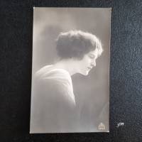 Postkarte, vintage, Fotokarte, Portrait, ca. 1900er, unbeschrieben, junge Frau, Mädchen in Pose, Bild 1