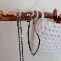 Hänge-Utensilo aus Textilgarn- zwei Körbchen an einem Ast Bild 6