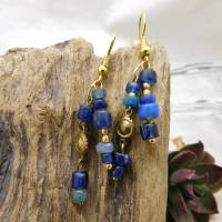 Ohrringe, Ohrhänger mit blauen Djenne Glasperlen - blau, gold - 5,2cm Bild 2