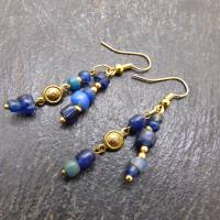 Ohrringe, Ohrhänger mit blauen Djenne Glasperlen - blau, gold - 5,2cm Bild 5