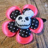 Skull  Blume Stoff Neon pink polka dots  schwarz   Totenkopf ,Haarspange ,cosplay, Satin Bild 2
