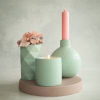 Kerzenständer, Teelichthalter und Vase in grün - Beton bzw. Raysin Bild 1