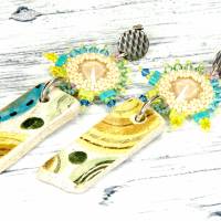 lässige bunte hippie ohrstecker, geschenk, ostern, ohrringe, beadwork, keramik, glasperlen türkis, beige Bild 1