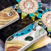 lässige bunte hippie ohrstecker, geschenk, ostern, ohrringe, beadwork, keramik, glasperlen türkis, beige Bild 7