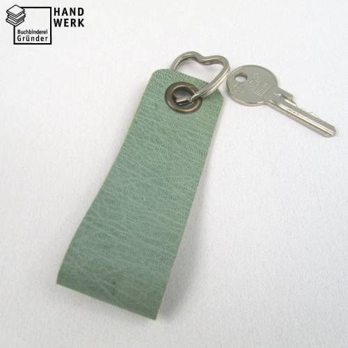 Schlüsselanhänger, Leder, blau-grau, Schlüsselring Herz, 11 x 3,5 cm