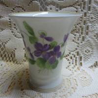 Traumhaft schöne Vase mit Veilchenmuster - Roloff-Porzellan Bild 1