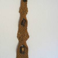 Vintage Makramee-Wanddekohänger mit 3 Metallglocken handgeknüpft aus den 70er Jahren Bild 1