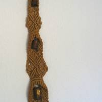 Vintage Makramee-Wanddekohänger mit 3 Metallglocken handgeknüpft aus den 70er Jahren Bild 10