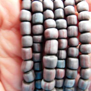 handgemachte Glasperlen, Java - Taupe, rötlich auf Schwarz - ca. 6mm - 60 Strang ca. 110-130 Perlen - indo-pazifisch Bild 3