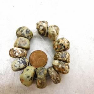 12 mittlere Granit-Perlen - antiker Granit Stein aus Mali - Ausgrabung Sahara - primitiv bearbeitet - schwarz graubeige Bild 1