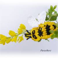 Eine gehäkelte Biene - Häkelapplikation,Aufnäher,Tischdeko,Insekt,schwarz,gelb Bild 1