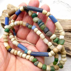 antike Djenne-Glasperlen aus Mali - Koli, Nila-Perlen - weiß blau grün - ca. 70cm Bild 2