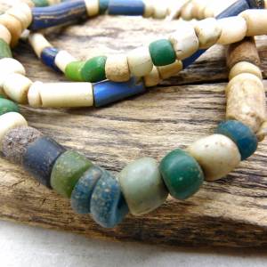antike Djenne-Glasperlen aus Mali - Koli, Nila-Perlen - weiß blau grün - ca. 70cm Bild 3