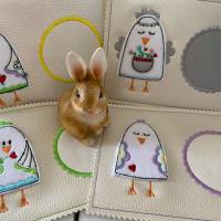 Digitale Stickserie JW Chick Parade Mug Rugs ITH 13x18 cm (5x7") Stickrahmen Bild 8