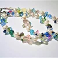 Kette Perlen weiß und Glas bunt voller Lebensfreude handmade als Geschenk zum Muttertag Bild 2