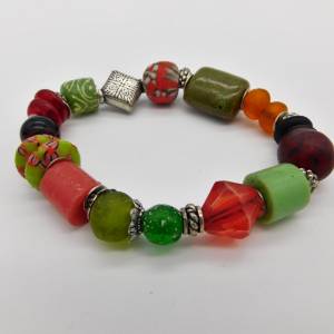 afrikanisches Armband - Perlenmix - afrikanische Vielfalt - grün, rot, orange - elastisch - ca. 20cm Bild 7