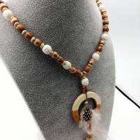 Lange Perlen-Halskette mit Holz- und Lava-Perlen in natur beige und rosé-gold 66 cm handgemachtes Unikat Bild 7