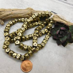 15 handgemachte Messing-Perlen aus Mali- ca. 6-7mm - Brass, Messing - Tuareg Messingperlen, cornerless cube Bild 2