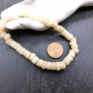 kleine antike Quarz-Perlen aus der Sahara - kurzer Strang ca. 18 cm - 40 antike Steinperlen - zylindrisch Bild 3