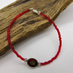 Fußkettchen - silbern - rote Perlen + böhmisches Glas (Kiwi) mit Travertin Finish - 24cm Bild 3