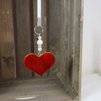 Fensterdeko Herz, Holz, rot weiß Bild 1