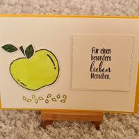 Geburtstagskarte " Für einen besonders lieben Menschen " gelber Apfel Bild 1