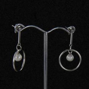 Silber Ohrhänger mit schwebender Perle im Reif Bild 9